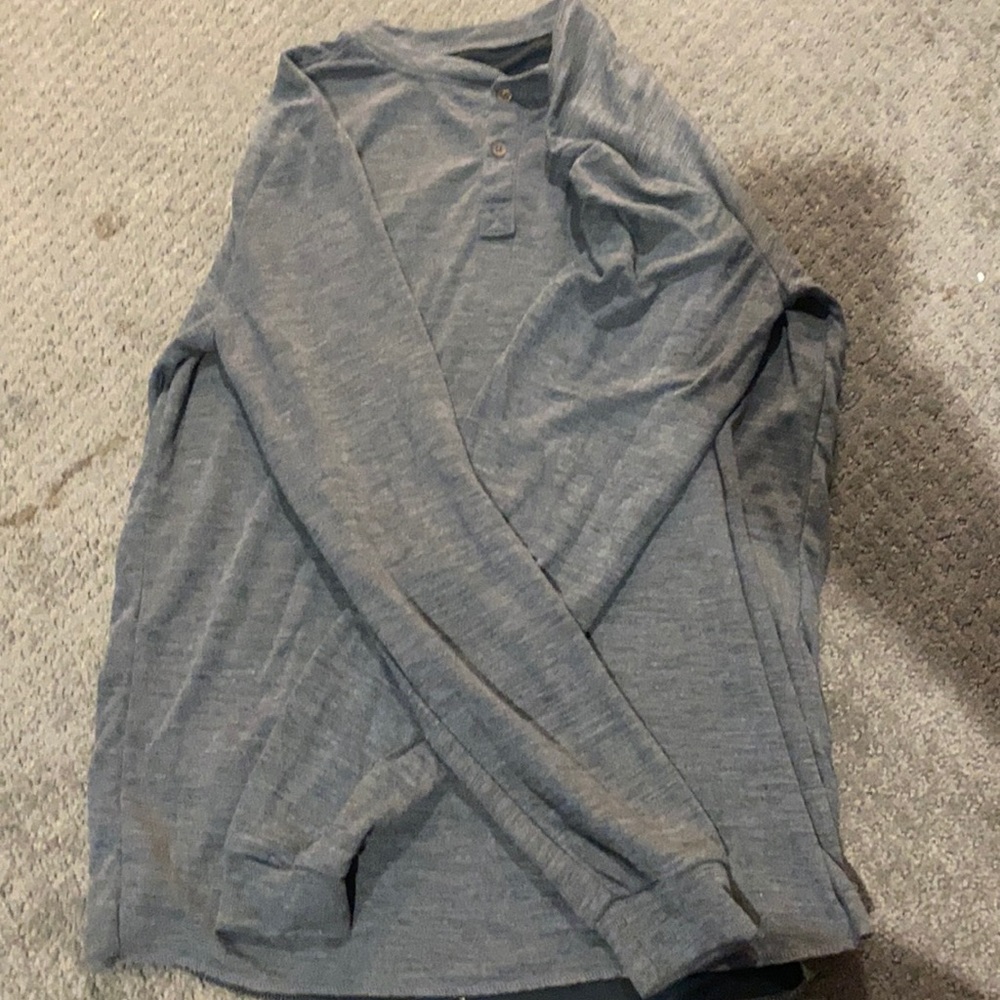 Long sleeve 3 button